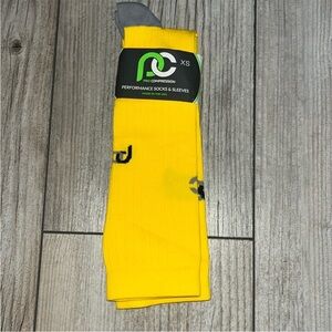 4 pair Pro Compression socks